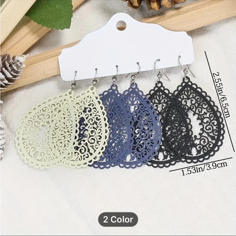 3 pair earrings  new